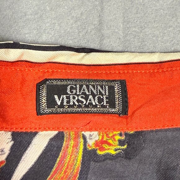 GIANNI VERSACE Rare Vintage Silk Shirt - Picture 5 of 12